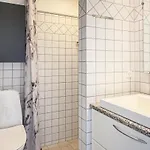 2 Bedroom Stunning In 아파트
