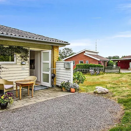 2 Bedroom Stunning In 아파트 알링에