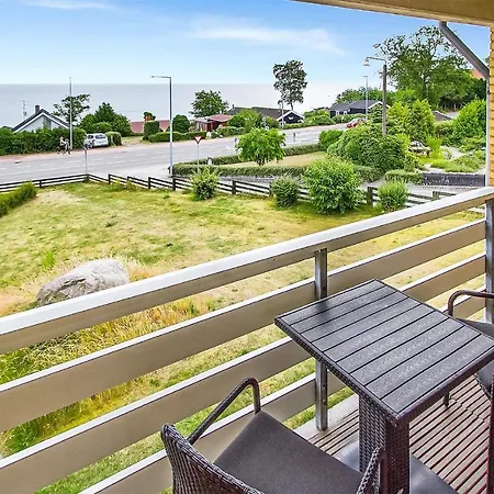 2 Bedroom Stunning In 아파트 알링에