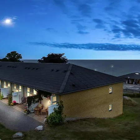 2 Bedroom Stunning In 아파트 *