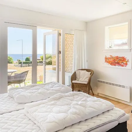 아파트 2 Bedroom Stunning In 알링에