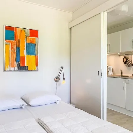 2 Bedroom Stunning In 알링에